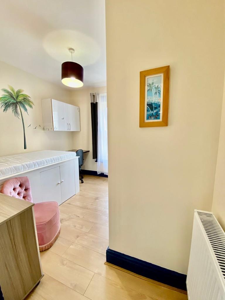 Flat D, 721 Portswood Rd (3)