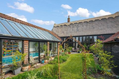 3 bedroom barn conversion for sale, Bressingham