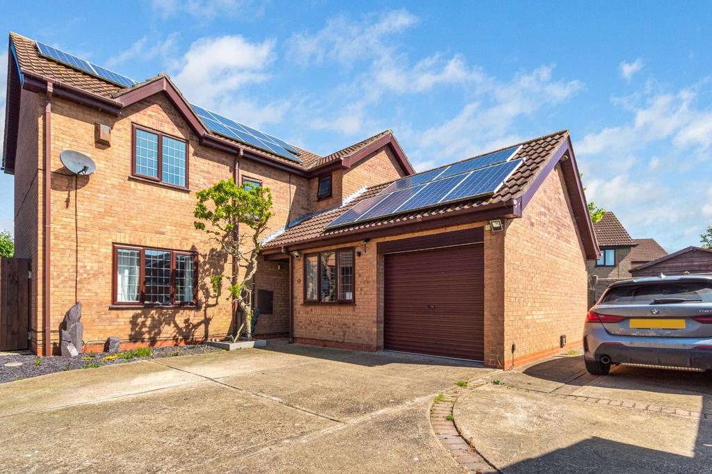 Wheatfield Drive, Waltham, North East... 4 bed detached house for sale