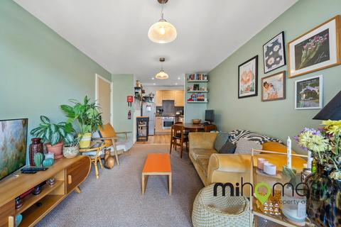 1 bedroom apartment for sale, Limehouse Lodge
