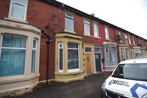 3 bedroom terraced house for sale, Kent Road, Blackpool