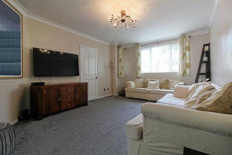 3 bedroom semi-detached house for sale, Woodcroft Avenue, West Knighton