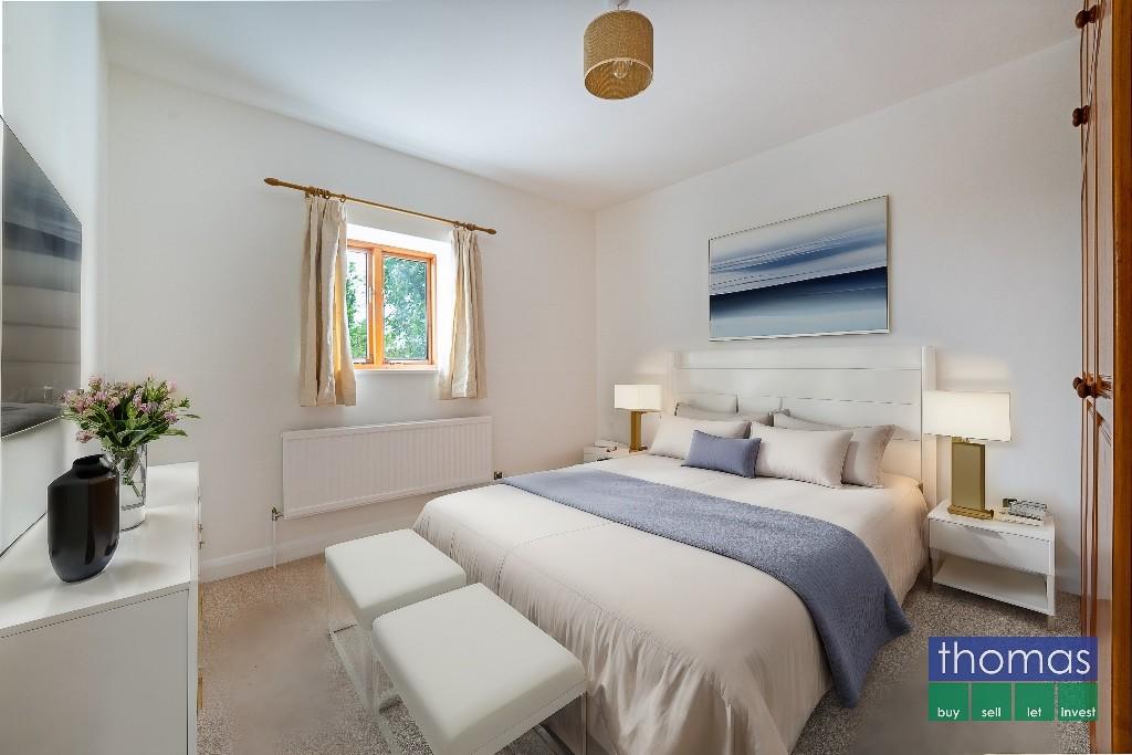 4-Bed Barn Conversion, Caughall - Bed 2