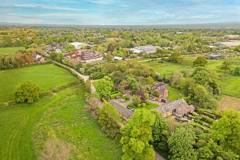 4-Bed Barn Conversion, Caughall - Overview
