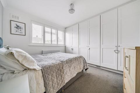 4 bedroom semi-detached house for sale, Dunblane Road, London SE9
