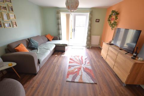 9 Isinglass Drive, Edlington, Doncaster, DN12 1DG