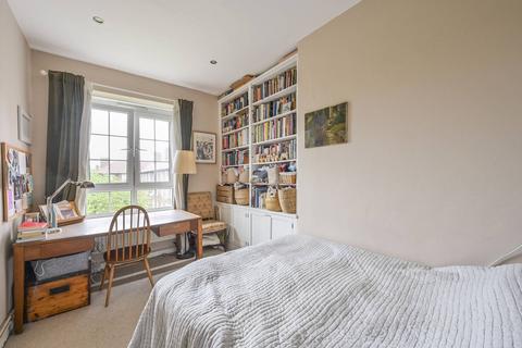 2 bedroom flat to rent, Reardon Street, Wapping, London, E1W