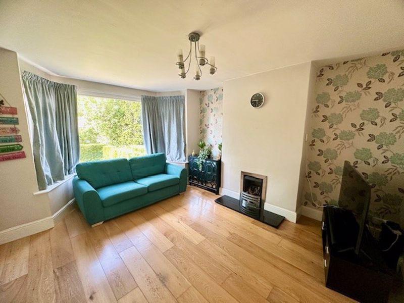 Godfrey Road, Skircoat Green, Halifax 3 bed semidetached house for