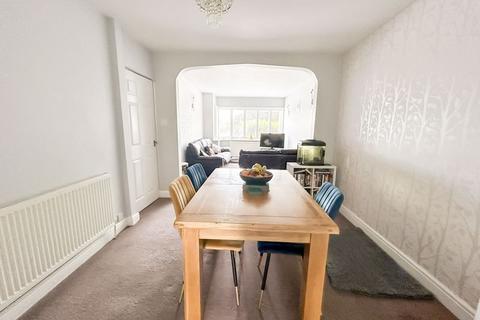 31 Aldridge Road, Streetly, Sutton Coldfield, B74 3TU