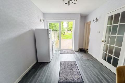 31 Aldridge Road, Streetly, Sutton Coldfield, B74 3TU