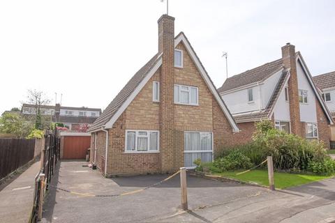 3 bedroom detached house for sale, Meadow View, Banbury
