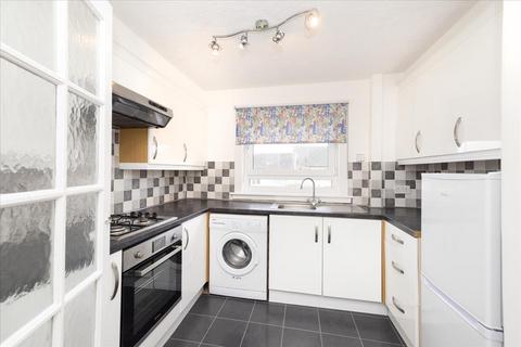 11/5 Firrhill Drive, Edinburgh, EH13 9ER