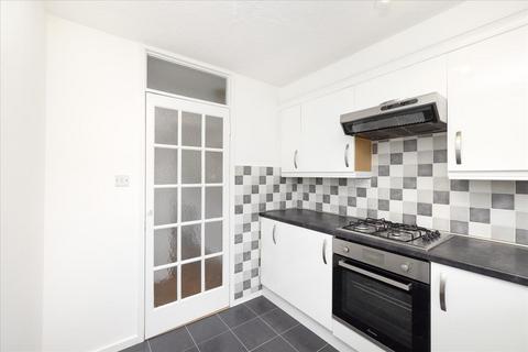 11/5 Firrhill Drive, Edinburgh, EH13 9ER