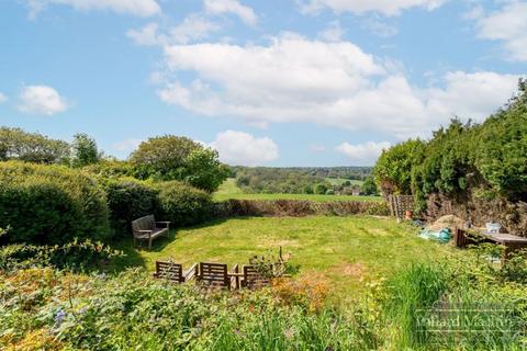 3 bedroom detached bungalow for sale, Borrowdale Drive, Sanderstead