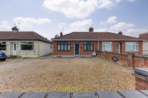 2 bedroom semi-detached bungalow for sale, South Hill Road, Thorpe St Andrew, Norwich, NR7