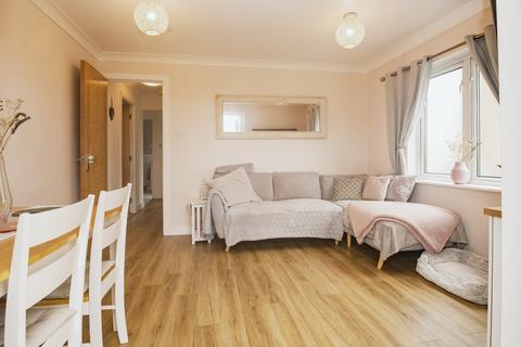 2 bedroom apartment to rent, Grangemoor Court, Cardiff Bay
