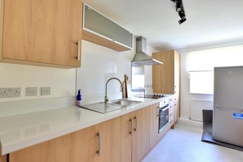 2 bedroom apartment to rent, Keith Park Road, Uxbridge, Middlesex, UB10 0RQ