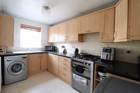 3 bedroom terraced house for sale, Warrington Road, Penketh, WA5