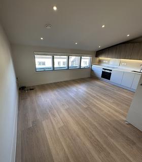 2 bedroom flat to rent, Novum House, Cambridge CB4