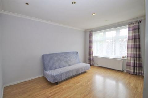 3 bedroom end of terrace house for sale, Rosewood Avenue, Greenford