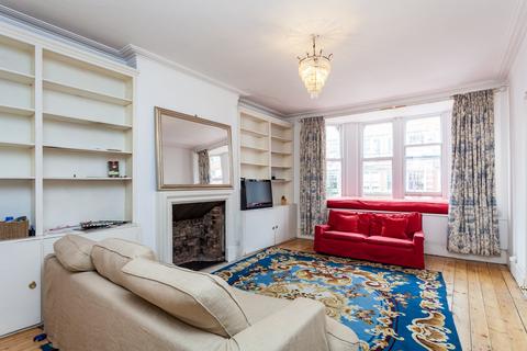 3 bedroom flat to rent, Southampton Row, Bloomsbury WC1B
