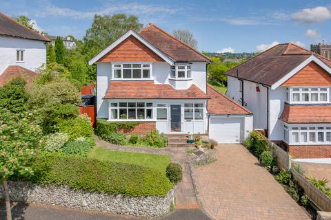 4 bedroom detached house for sale, Julien Road, Coulsdon CR5