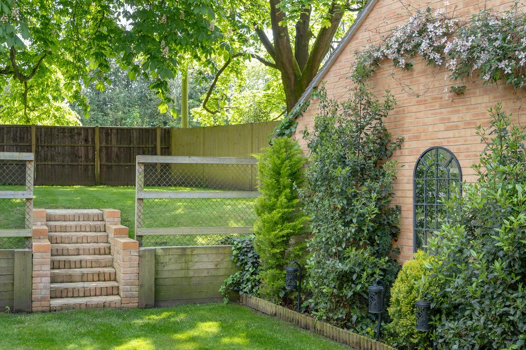 18 Charles Howell Drive Low Res 0006  DSF2296-Enha