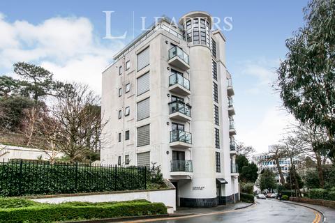 2 bedroom flat to rent, St Peters Road, Bournemouth