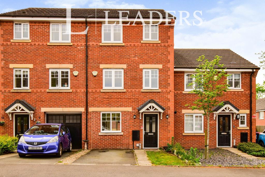 Holden Drive, Pendlebury, Swinton, M27 4 bed townhouse £1,700 pcm (£