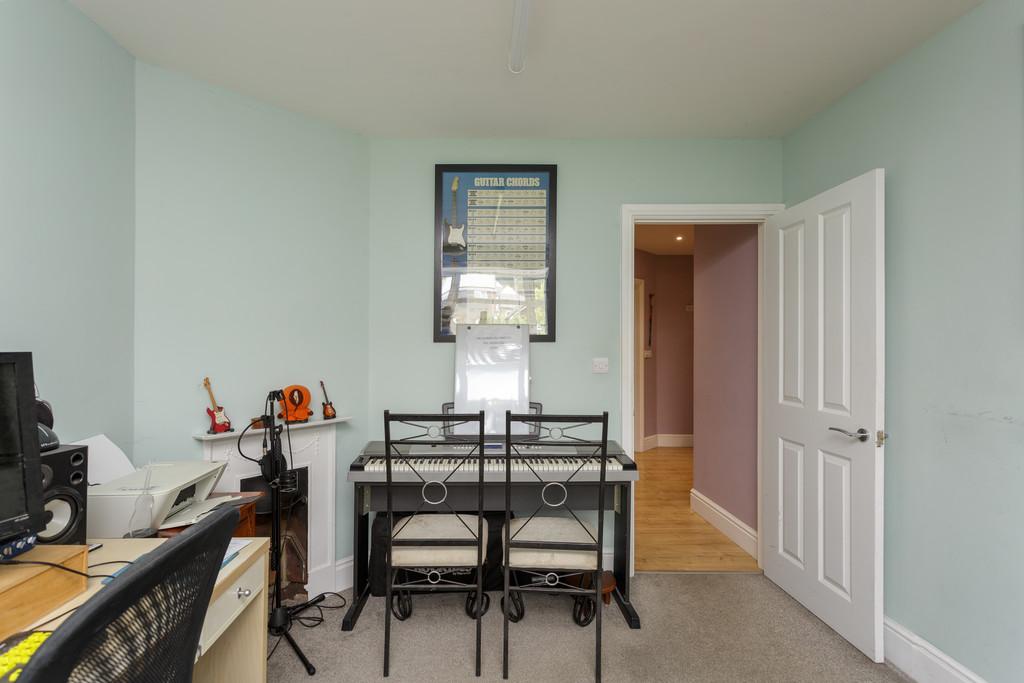 39 Frogmore-00026