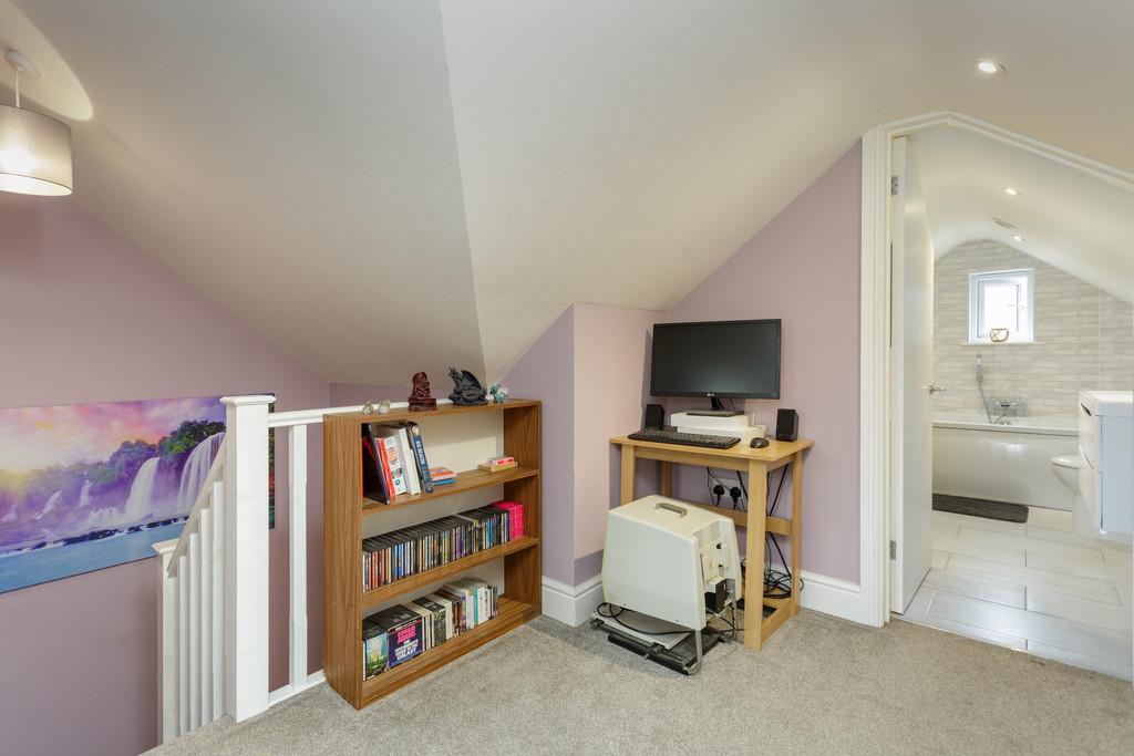 39 Frogmore-00044
