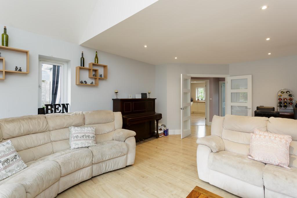 39 Frogmore-00031