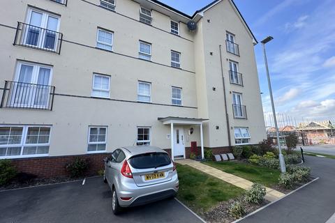 2 bedroom flat to rent, Norland House, Tamworth B78