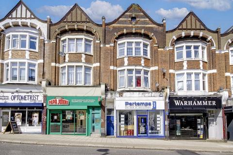 2 bedroom flat for sale, Windmill Hill, Enfield