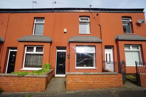 2 bedroom terraced house to rent, Hartley Street, Horwich