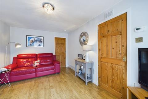 3 bedroom end of terrace house for sale, Oldmill Crescent, Aberdeen