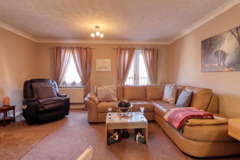 3 bedroom end of terrace house for sale, Birchwood View, Gainsborough