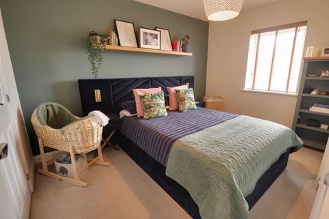 19 Adams Way, Hednesford, Cannock, WS12 4WJ