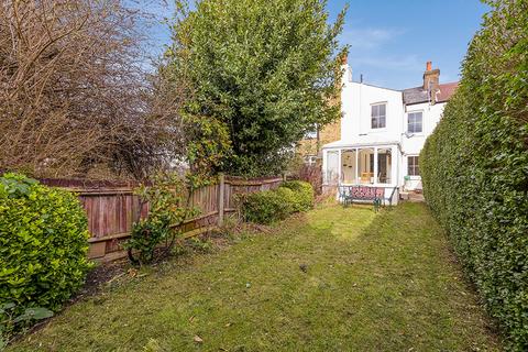 3 bedroom terraced house for sale, Thornhill Road, Surbiton KT6