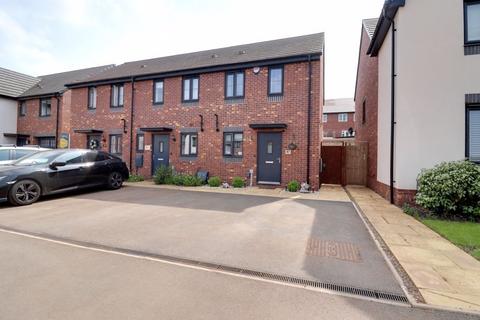 2 bedroom end of terrace house for sale, Martin Drive, Stafford ST16