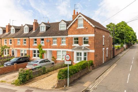 4 bedroom end of terrace house for sale, Radley Road, Abingdon OX14