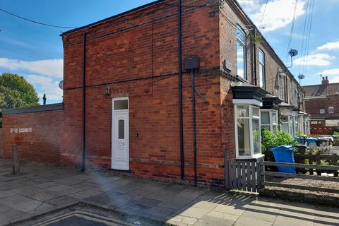 2 bedroom end of terrace house to rent, Rosedale, Whitby Street, HULL, HU8 7HP