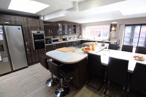 4 bedroom house for sale, Woodbury Road, Halesowen B62