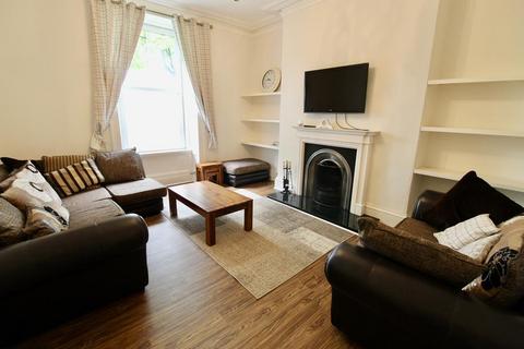 4 bedroom semi-detached house to rent, Loanhead Terrace, Aberdeen, AB25
