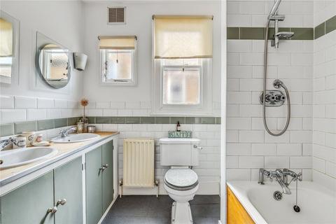 50 Alfriston Road, London, SW11 6NW