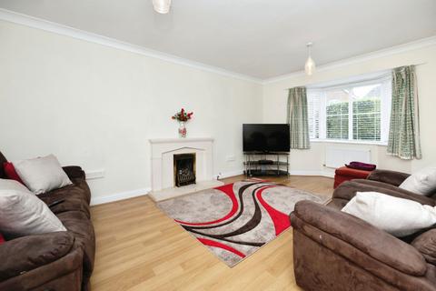 4 bedroom detached house for sale, Shepherd Close, Ashford, Kent