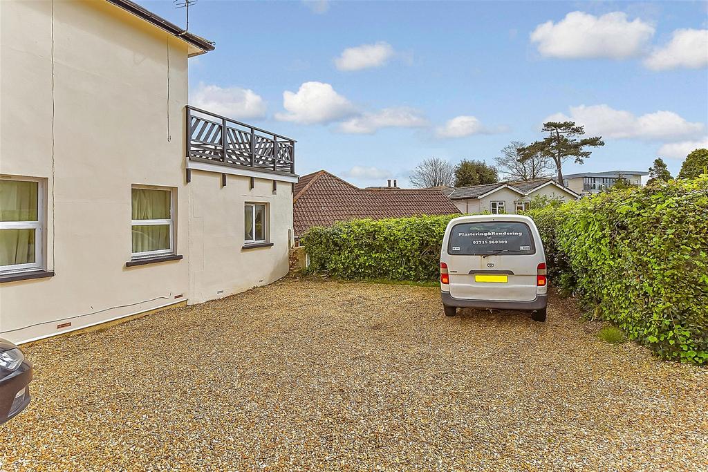 Driveway/Parking