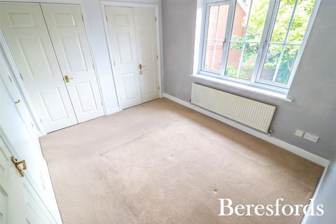 8 Hornbeam Chase, South Ockendon, RM15 6TT