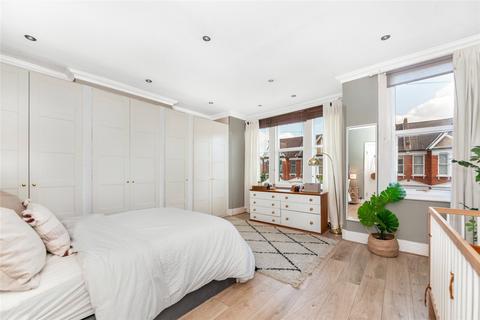 5 Huntly Road, London, SE25 6QY