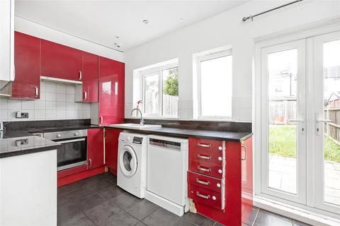 8 Aschurch Road, Croydon, CR0 6JS